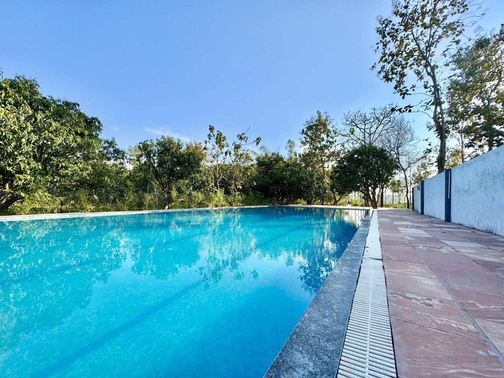 The White Oak Corbett Spa & Resort Рамнагар Экстерьер фото