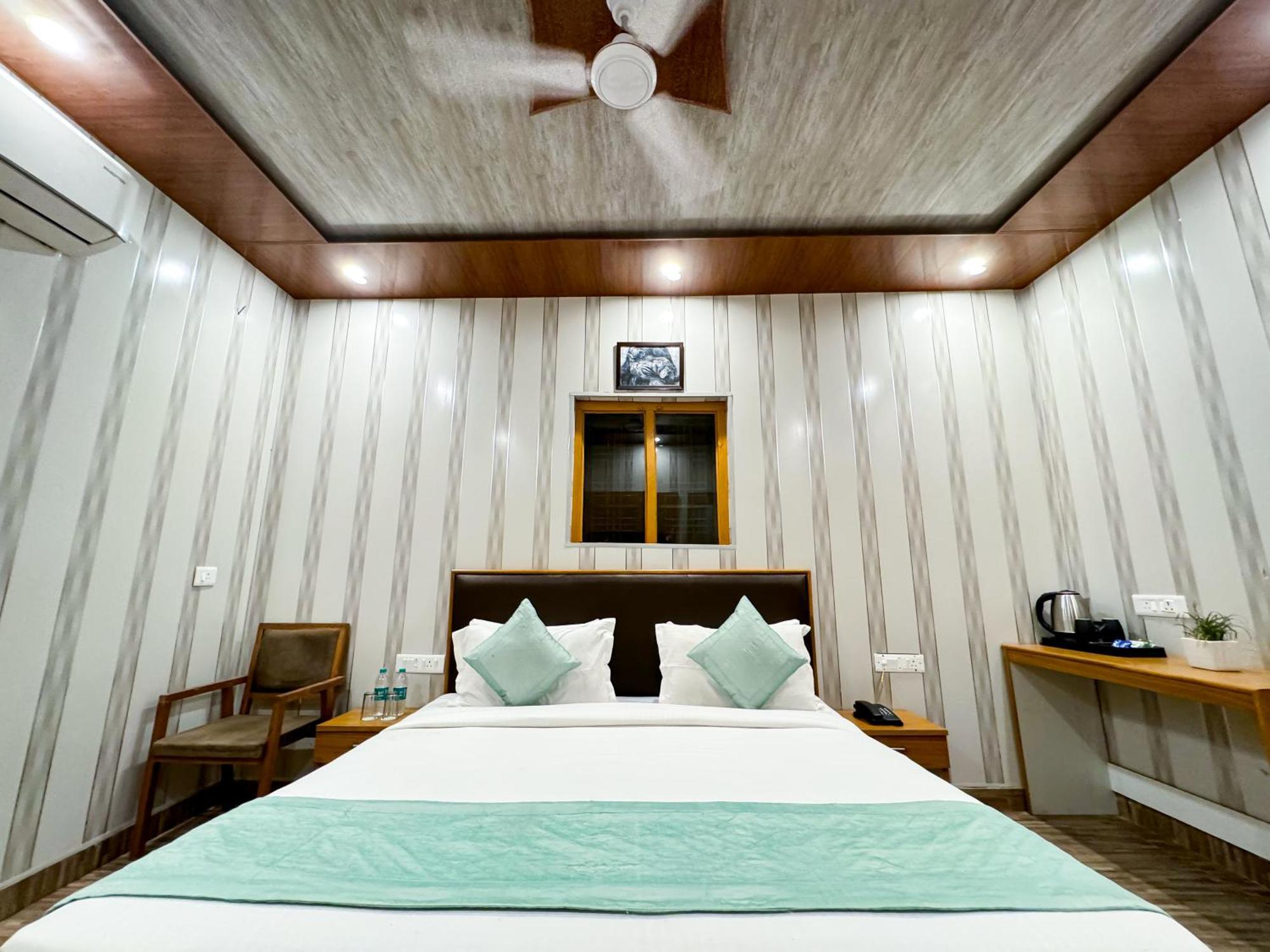 The White Oak Corbett Spa & Resort Рамнагар Экстерьер фото