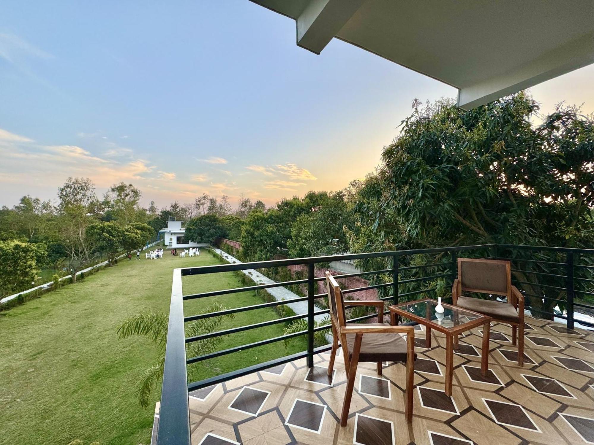 The White Oak Corbett Spa & Resort Рамнагар Экстерьер фото