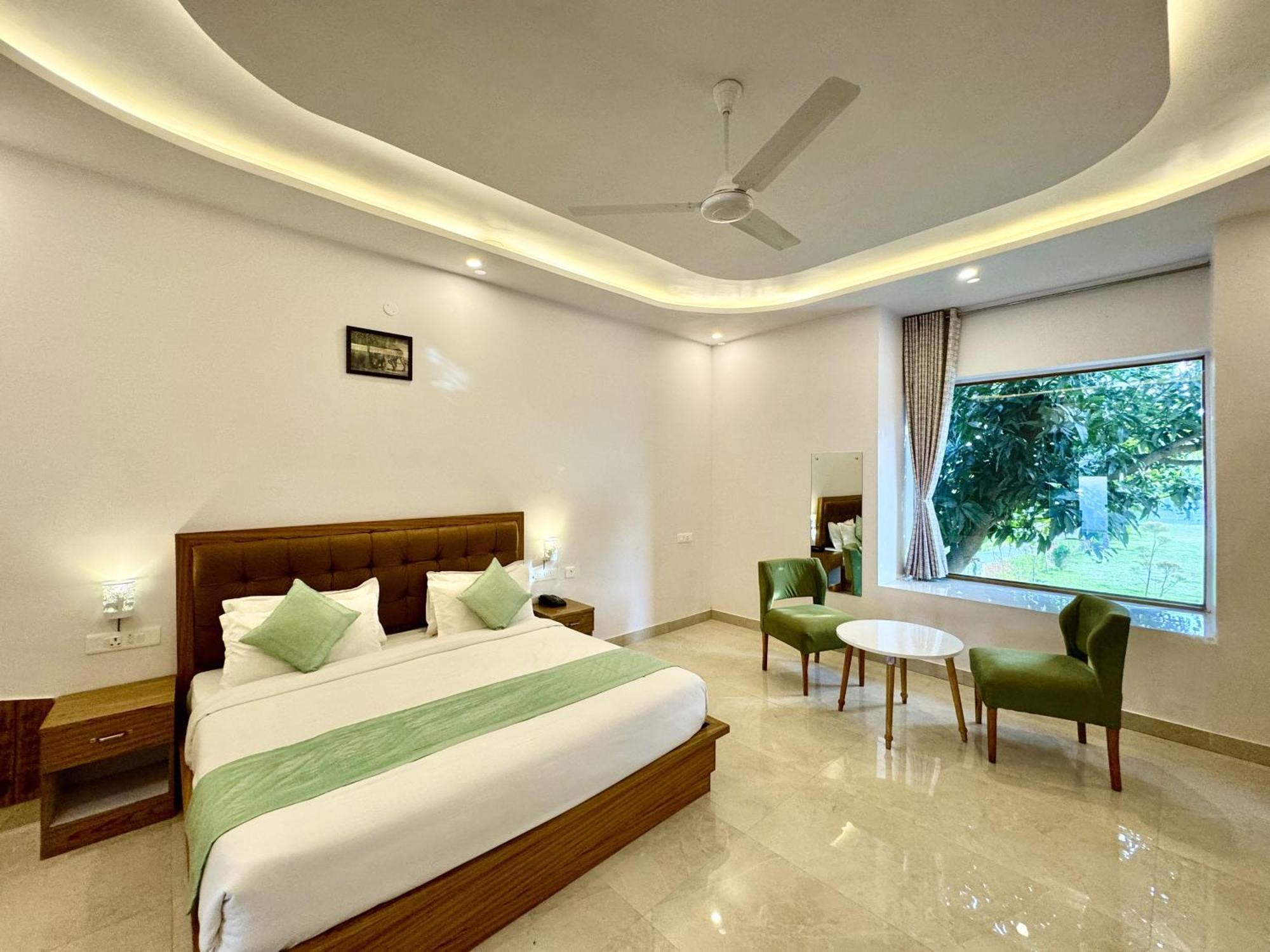 The White Oak Corbett Spa & Resort Рамнагар Экстерьер фото